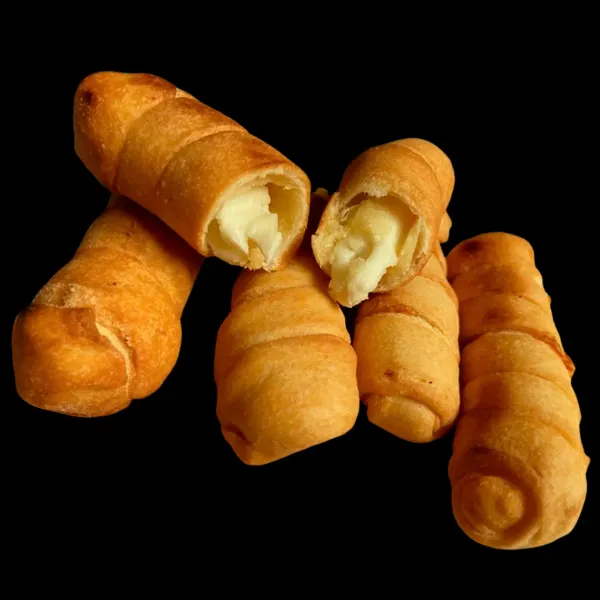 Tequeños rellenos de queso